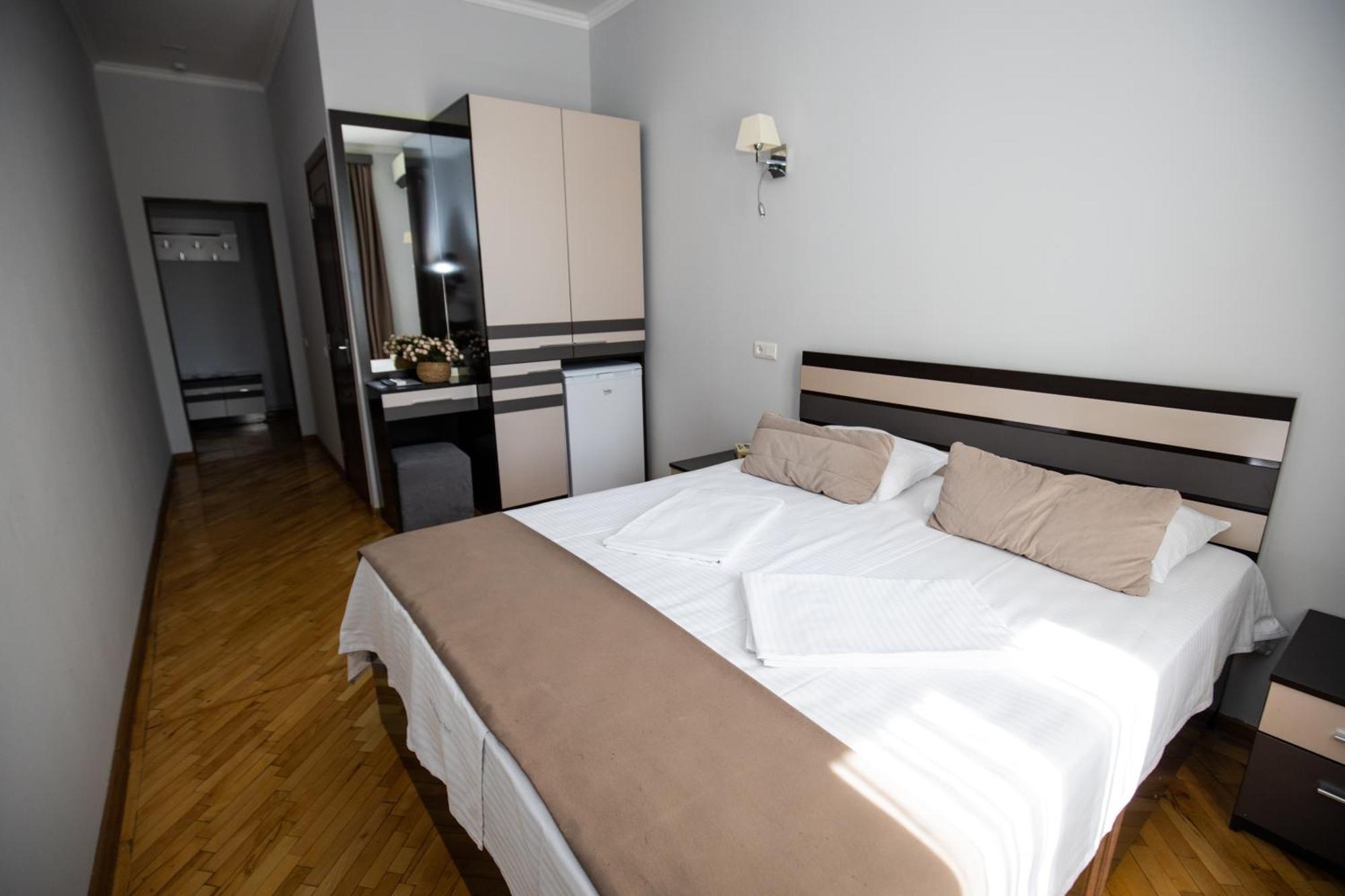 Yereone Hotel Apartment Γιερεβάν Εξωτερικό φωτογραφία